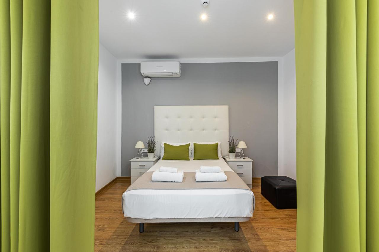 Waou Apartamentos En Sol Confort 7 Madrid Kültér fotó