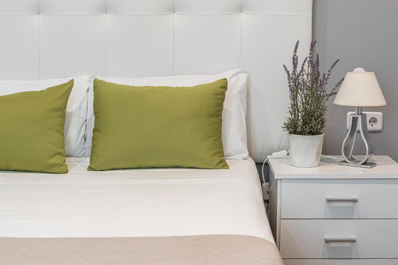 Waou Apartamentos En Sol Confort 7 Madrid Kültér fotó